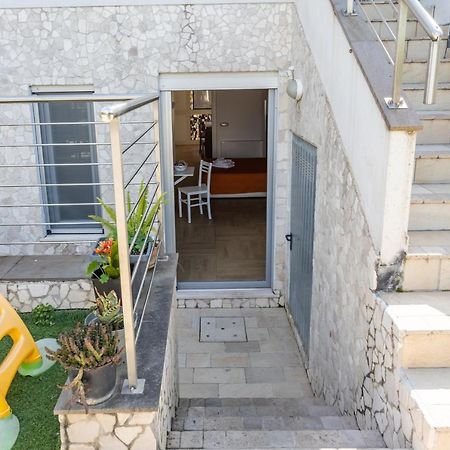 Oristano 5 Pers Appartamento מראה חיצוני תמונה